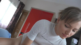 Горячий секс с красивой русской женушкой на любительскую камеру