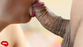 Минетик крупным планом с обильным окончанием в рот