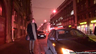 Русская курица отдалась в свои узкие щели при первом же знакомстве