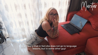 Боялся, что мадемуазель изменяет и на всякий случай изменил сам