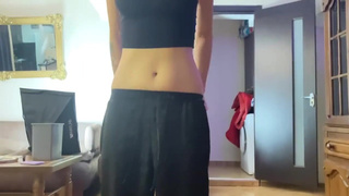 Шантажировать сестричку неловко, но как мне ещё её на секс уломать