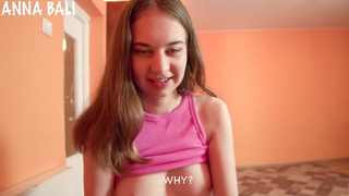 Брат, да забудь ты про свою сучку, лучше титьки потрогай