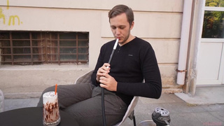 Кончил, а кокетка без оргазма — дотрахаю, пока трястись не будет