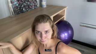 Вот же блядь! Публично ходит со кончей на лице и не стесняется