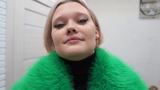 Мог бы и не шантажировать, я ж сосу по поводу и без, давай стояк