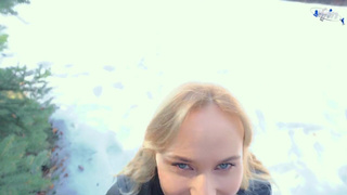 Попросил дойки показать, а она уже на члене — я и сам в ахуе