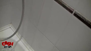 Пацан дрючит влажную дыру своей русской подружке Анжелике