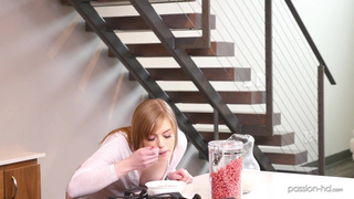 Спортивный чувак Долбит Юную Любовницу